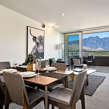 Toru - Eclectic Apartment With Delightful Lake Views Queenstown Exterior foto