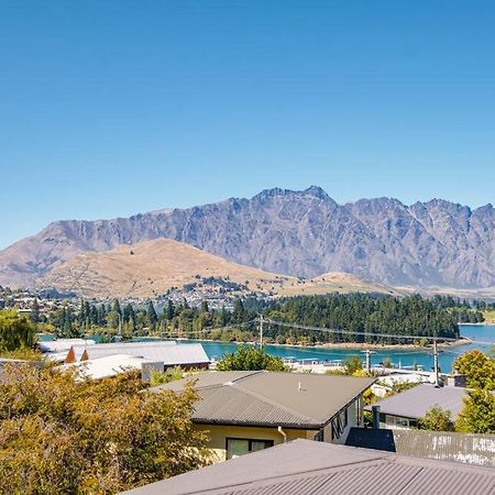 Toru - Eclectic Apartment With Delightful Lake Views Queenstown Exterior foto